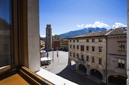 gay Bergwandern am Gardasee - Blick auf Rive del Garda aus unserem Hotel