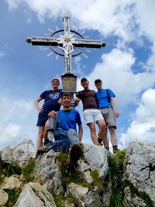 gay Bergwandern im Stubaital / Tirol - unsere nette Bergwander-Gruppe